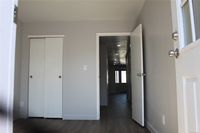 Building Photo - 8616 Avenue L