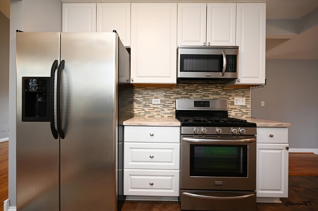 Building Photo - 744 Concord Dr