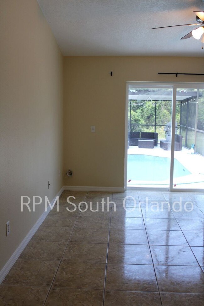 Building Photo - Beautiful 4 Bedroom 2.5 Bath Home with Hea...