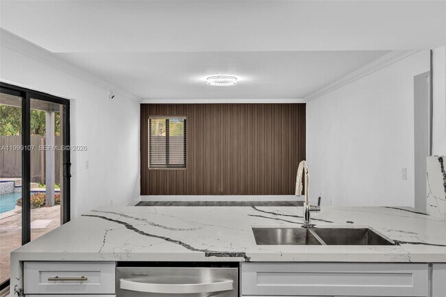 Building Photo - 17532 NW 61st Ct N