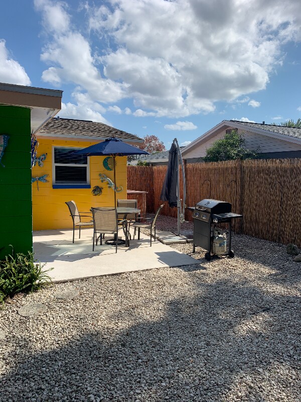 Building Photo - 9125 Sterling Ln