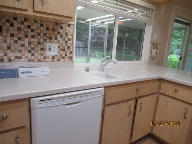 Building Photo - 3 Bedroom - Single Story in Browns Valley