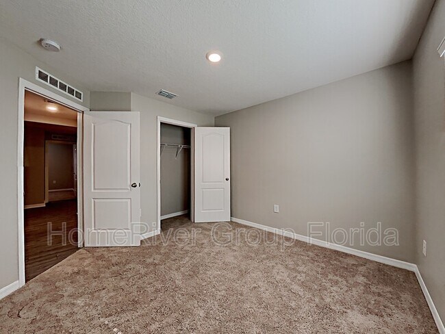 Building Photo - 1904 Michigan Way