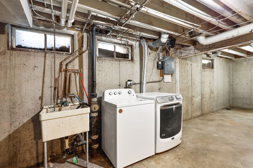 Split basement - 3005 Patty Ln