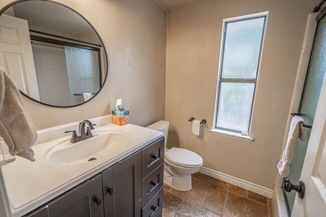 Building Photo - COMING SOON! Charming 2-Bedroom Home with a Versatile Loft in The Bungalows of Valencia!