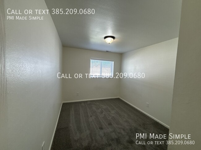 Building Photo - 567 N 880 E St