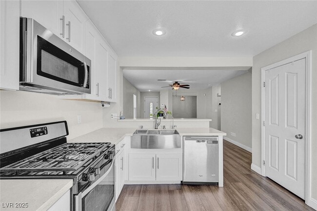 Building Photo - 2066 Dragonslayer Ave