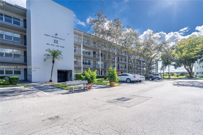 Building Photo - 251 SW 132nd Way