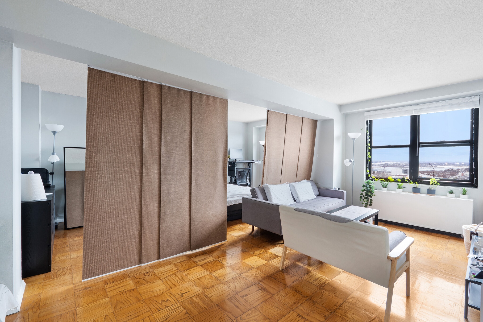 Building Photo - 201 Saint Pauls Ave