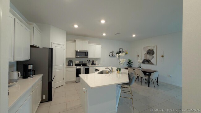 Building Photo - 32697 Rustic Rise Rd
