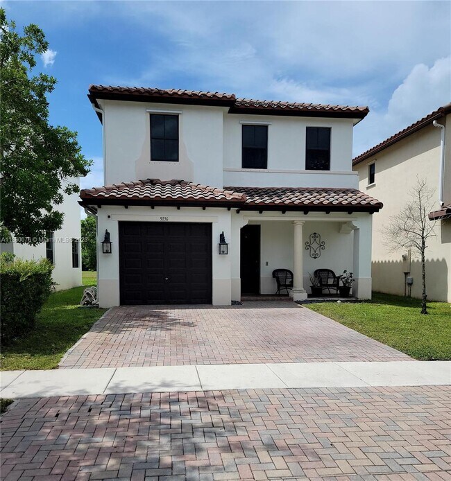 Primary Photo - 9136 SW 36th Mnr