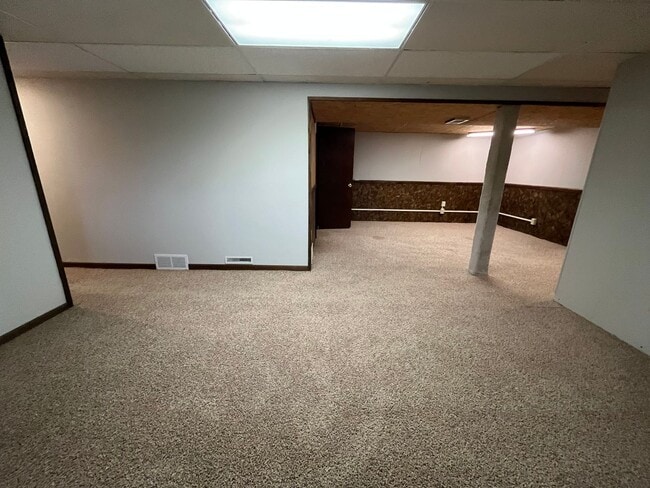 Building Photo - 4 Bed/2 Bath Rental Home with Fenced in Yard!