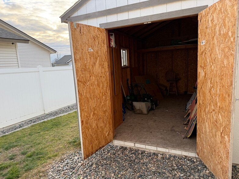 Building Photo - 5312 Bakerloo Ln