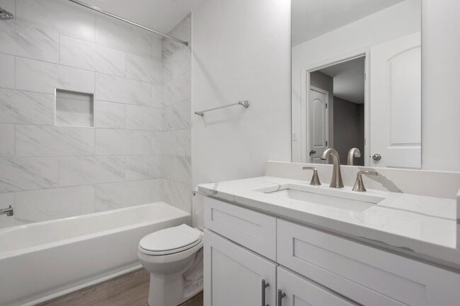 Building Photo - 2253 Papermill Rd