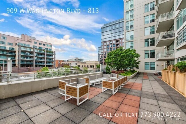 Building Photo - 909 W Washington Blvd