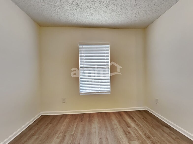 Building Photo - 2737 Taylor Hill Dr