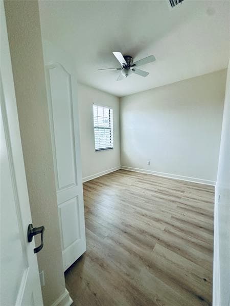 Building Photo - 8836 Sandy Crk Wy