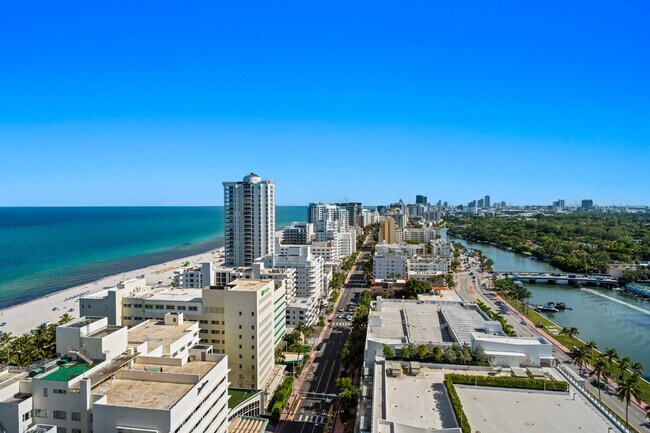 Building Photo - 4401 Collins Ave