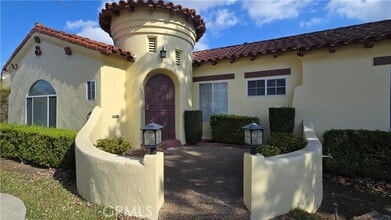 Building Photo - 146 Bridge St