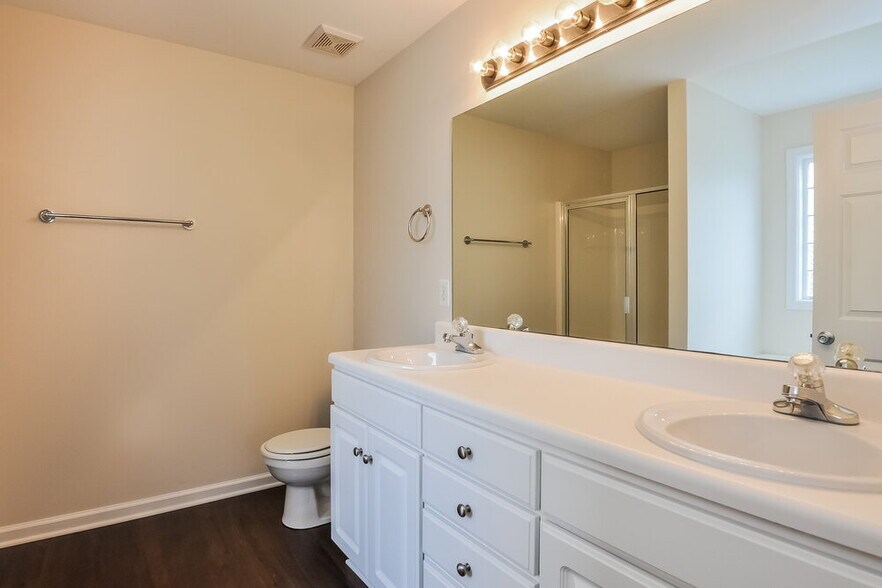 Building Photo - 407 Morganite Ct