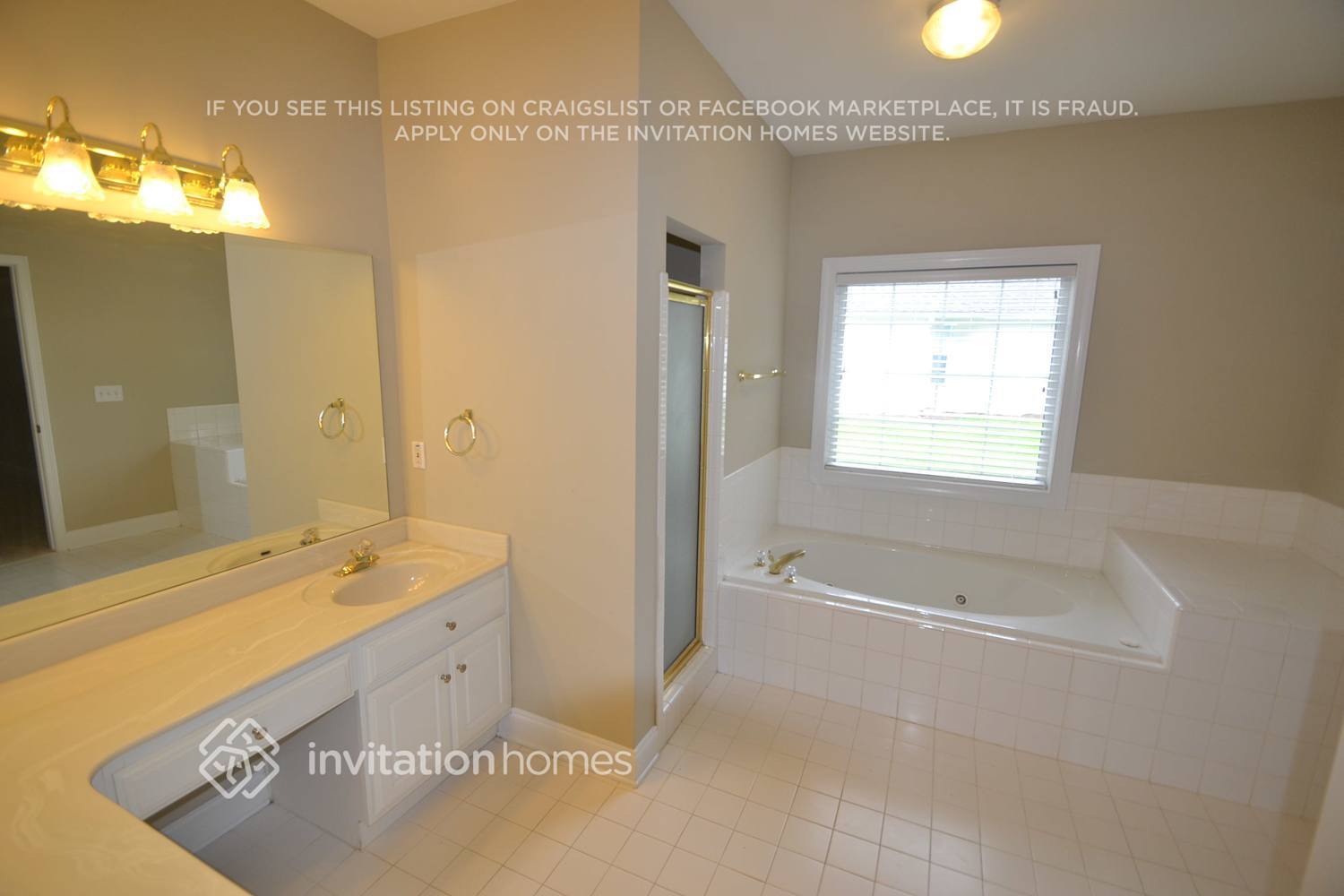 Building Photo - 337 Grandiflora Dr