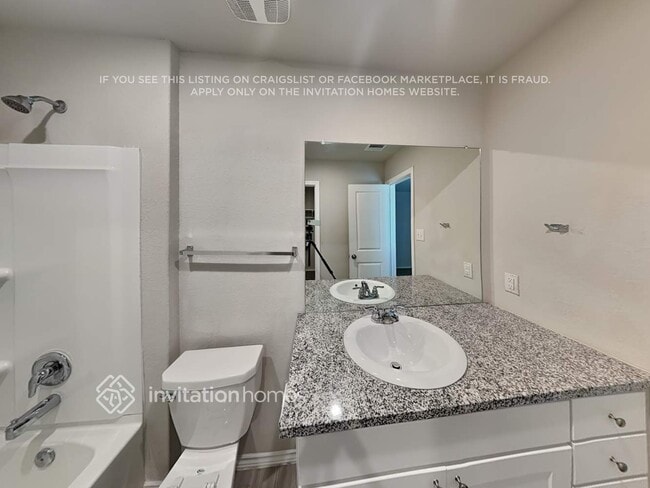 Building Photo - 7218 Lincoln Trce