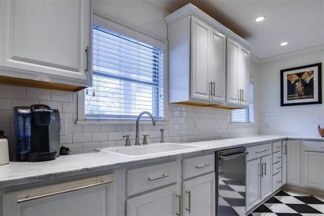 Building Photo - 4270 Minden Rd