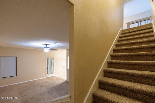 Building Photo - 14212 Otter Point Ct