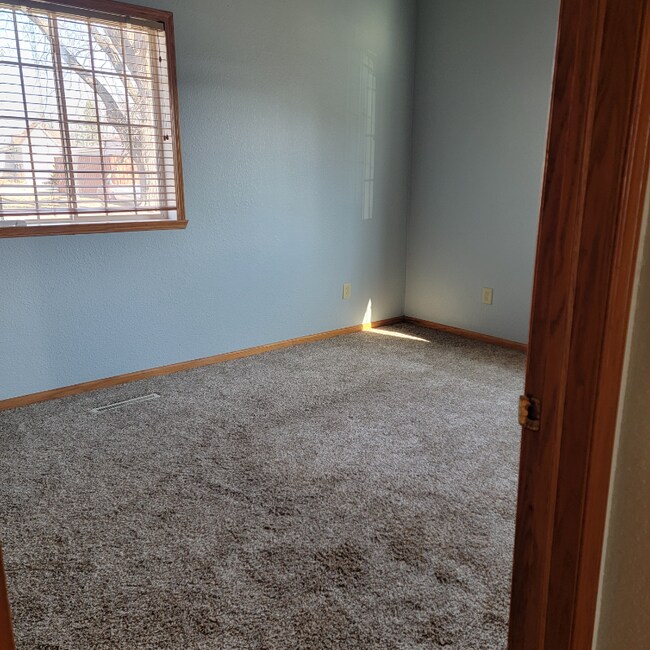 Building Photo - W240 County Rd H