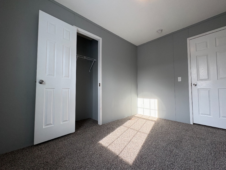 Building Photo - 140 Humphrey Dr