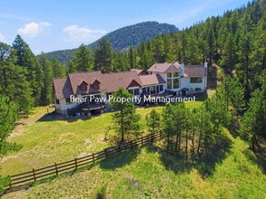 Building Photo - "Spacious 6-Bedroom Retreat with 7 Luxurious Bathrooms off Upper Bear Creek!"