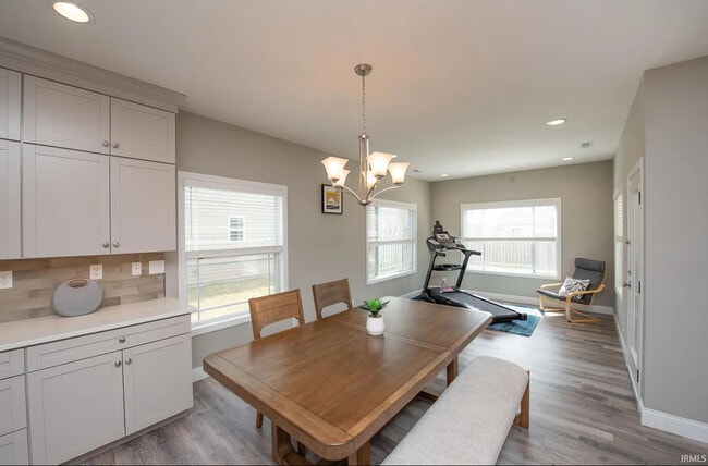 Building Photo - 2855 Needletail Dr
