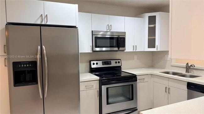 Building Photo - 10099 NW 43rd Terrace