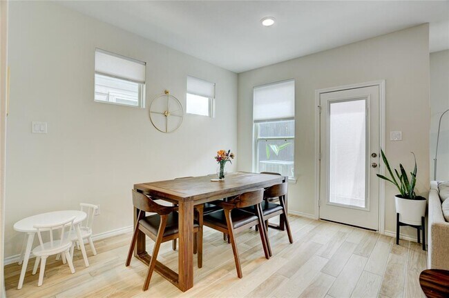Building Photo - 3231 Longleaf Meadows Dr