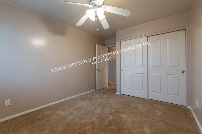 Building Photo - 7661 S Freshwater Pearl Dr