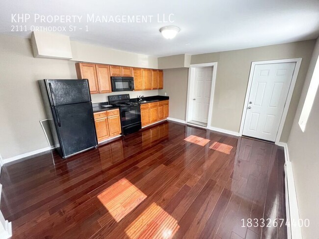 Building Photo - Beautiful 1 Bedroom Apartment in Frankford...