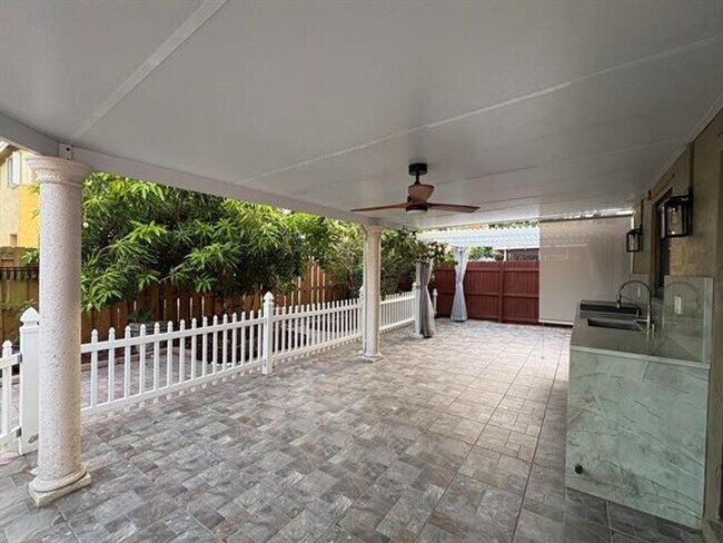 Building Photo - 14776 SW 138th Terrace