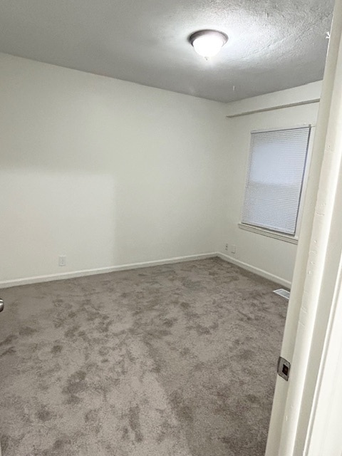 Building Photo - 6232 N Jacksonville Dr