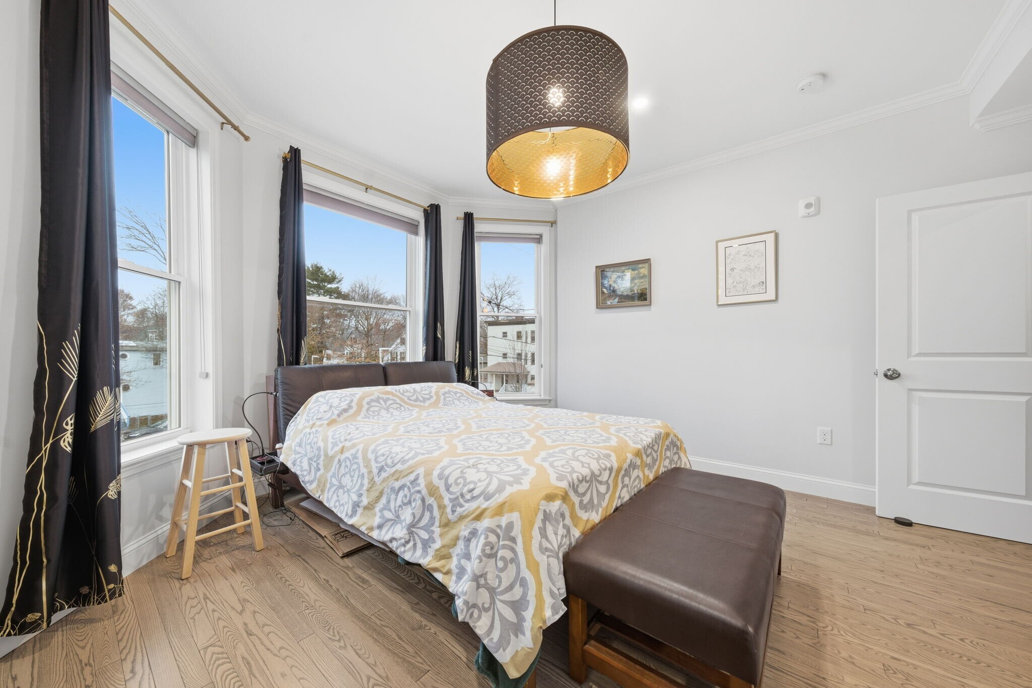 Building Photo - 68 Edson St