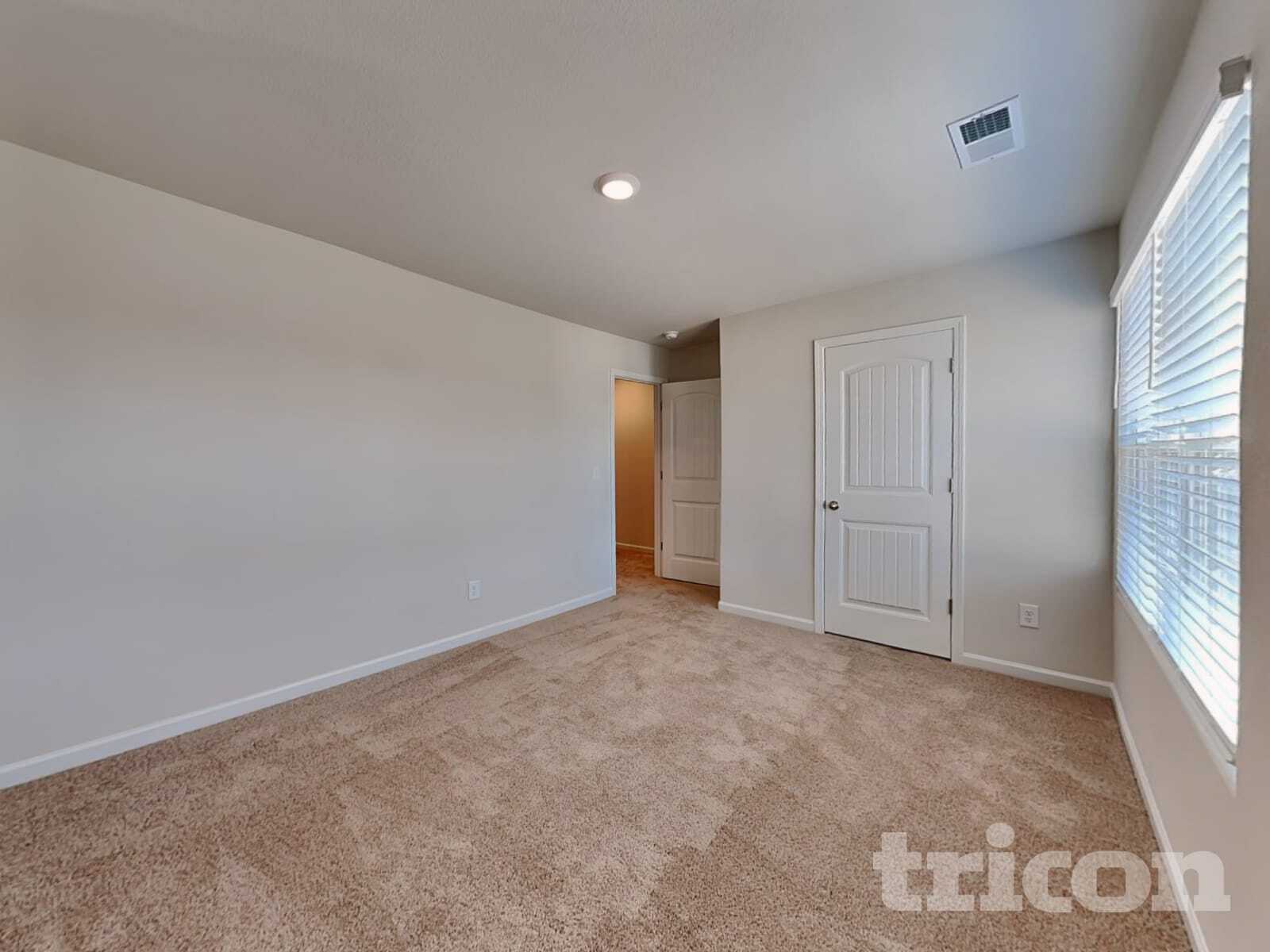 Building Photo - 165 Parkers Gate Dr