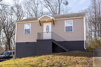Building Photo - 854 E Happy Hollow Dr