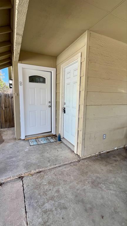 Building Photo - 10701 Lanshire Dr