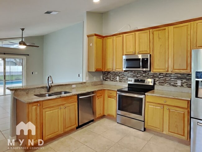 Building Photo - 9775 Doriath Cir