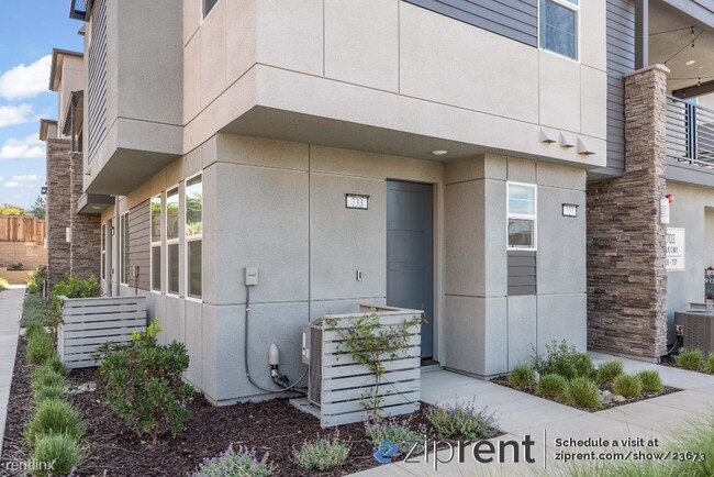 Building Photo - 1 br, 1 bath Condo - 733 Delve Ct, Hayward...