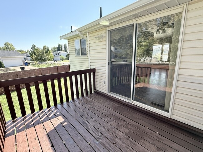 Building Photo - 2022 N 850 W