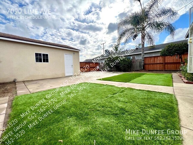 Building Photo - Compton 2-Bedroom Home With Backyard