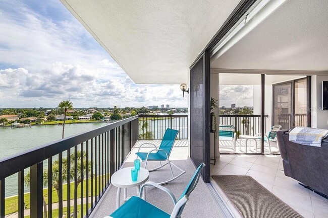 Building Photo - 9425 Blind Pass Rd