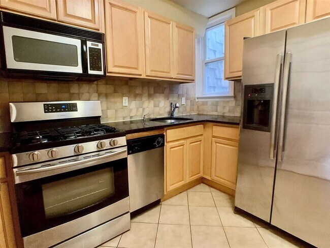 Building Photo - 3481 John F. Kennedy Blvd