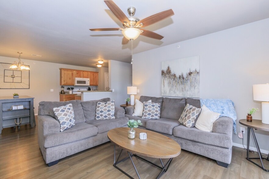 Orchard Park Apartments Living - Orchard Park Apartments