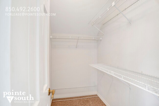 Building Photo - 13414 Valerie Dr